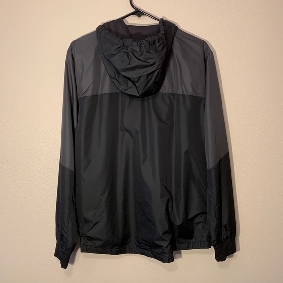 Qwick-Dry Windbreaker Jacket Size Small - Picture 3 of 4